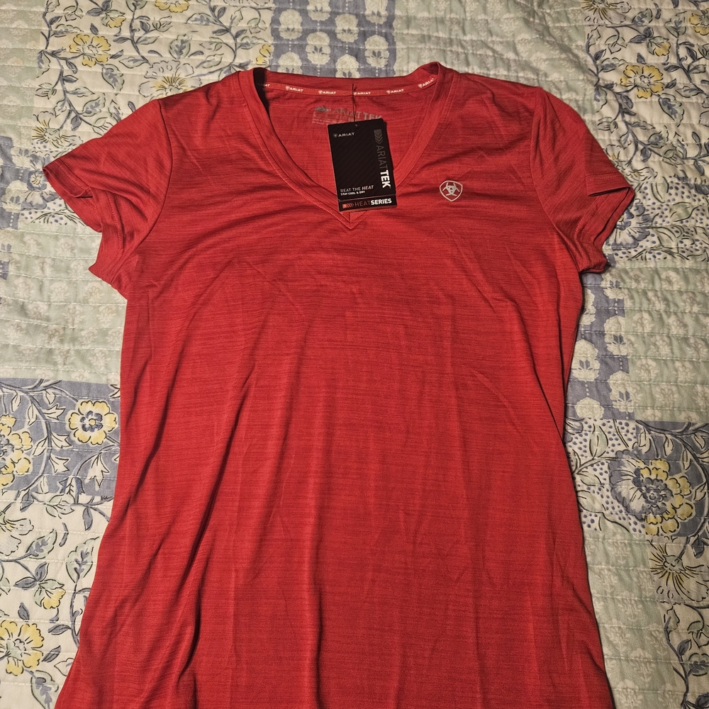 Ariat Laguna Short Sleeve V-neck Heat Tek Shirt